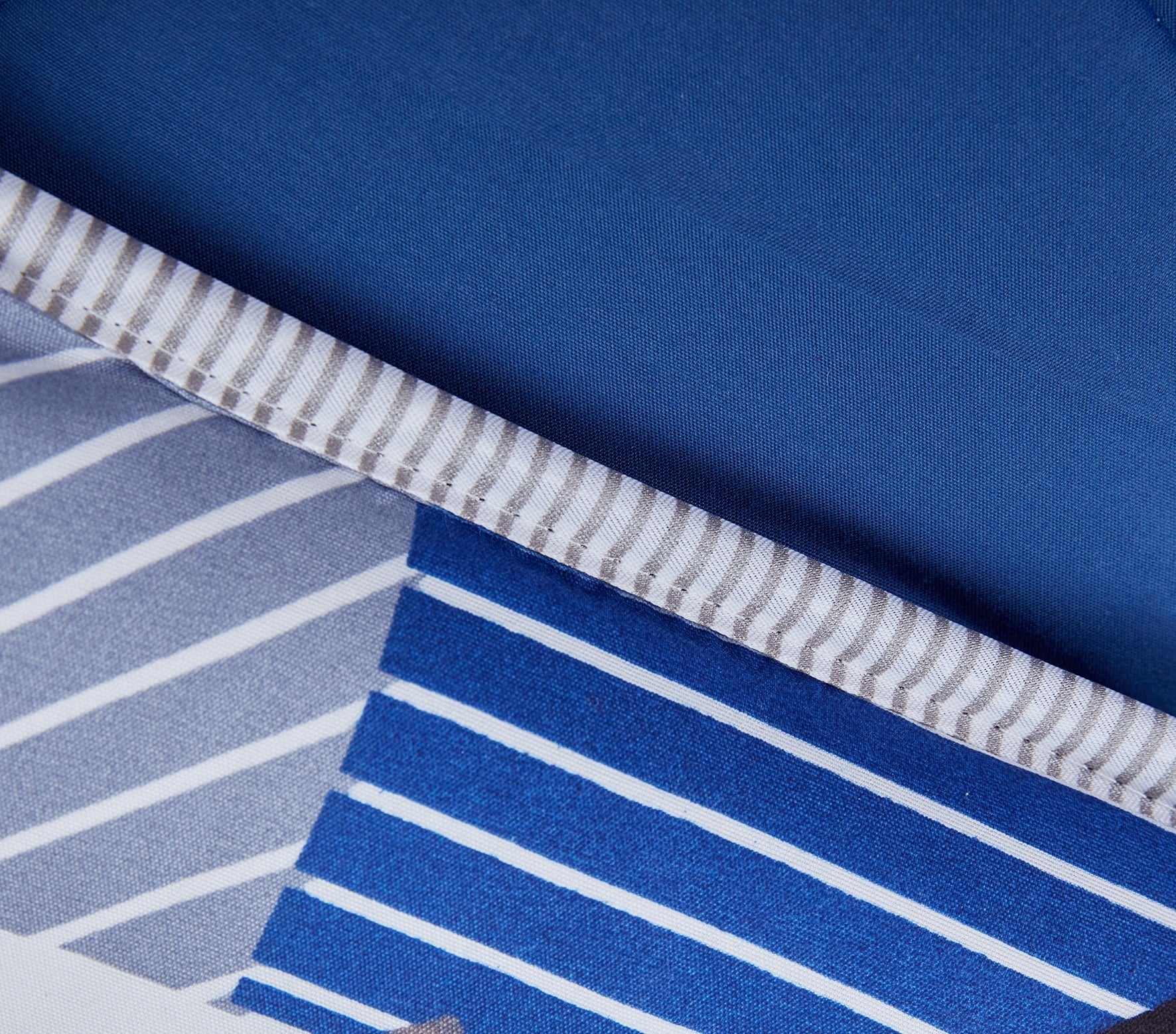 Imagen de Relleno Nórdico Edredón Nórdico Reversible de Microfibra 300gr/m² en color Azul de Meishida